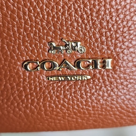 Coach Sutton Pebbled Leather Hobo Shoulder/Crossbody Bag in Dark Carmel EUC - Picture 3 of 7